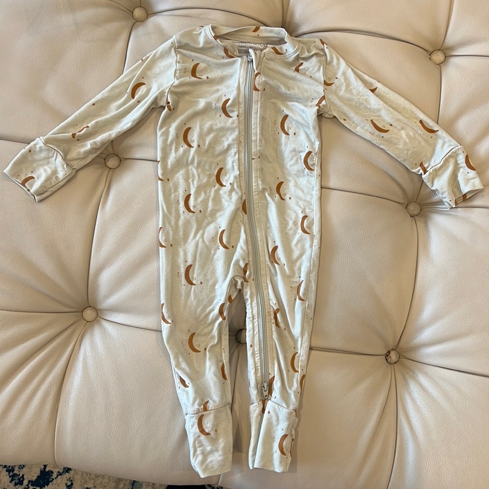 Willow & Co footie pajamas - moon pattern